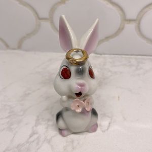 VINTAGE tiny rabbit figurine